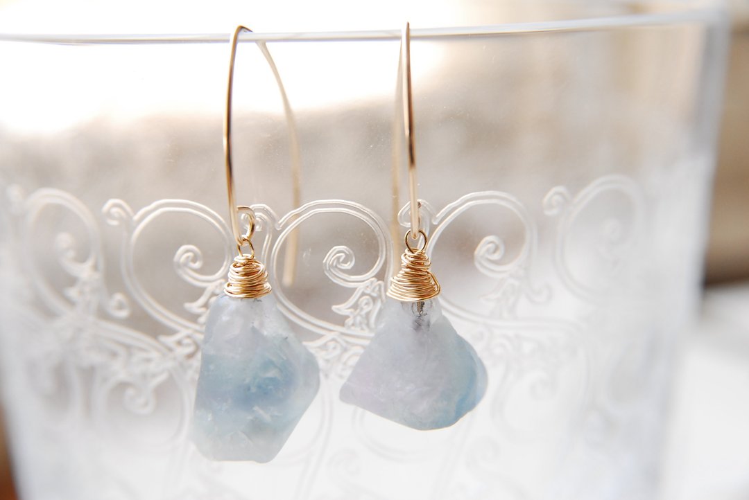 Rough Rock Fluorite Marquis Hook Earrings no.1 14kgf - 耳环/耳夹 - 半宝石 蓝色