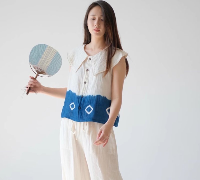 【棉質手工蓝染】翻领可开襟/圆领三色上衣 - 女装上衣 - 棉．麻 蓝色