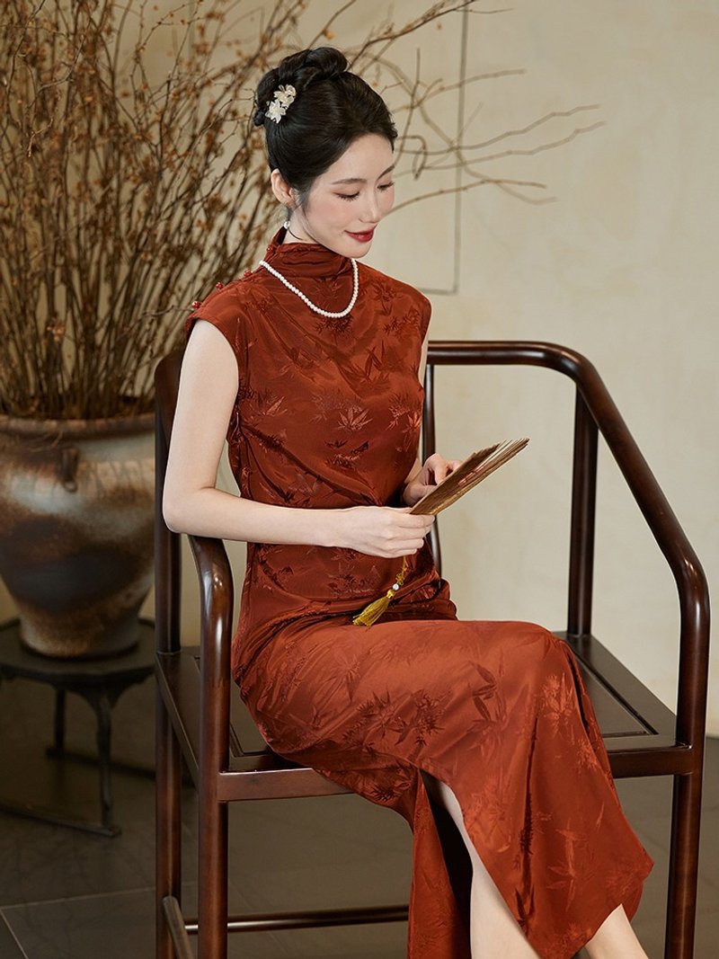 幽篁 新中式半高領提花改良旗袍  復古改良新娘敬酒服婚禮禮服 - 旗袍 - 聚酯纤维 红色