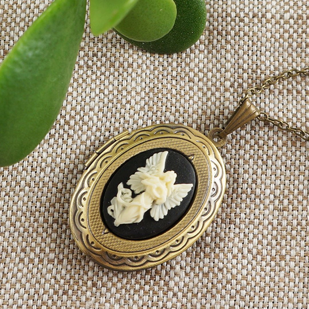 Guardian Angel Cherub Cameo Photo Locket Ivory Black Pendant Necklace Jewelry - 项链 - 其他材质 黑色