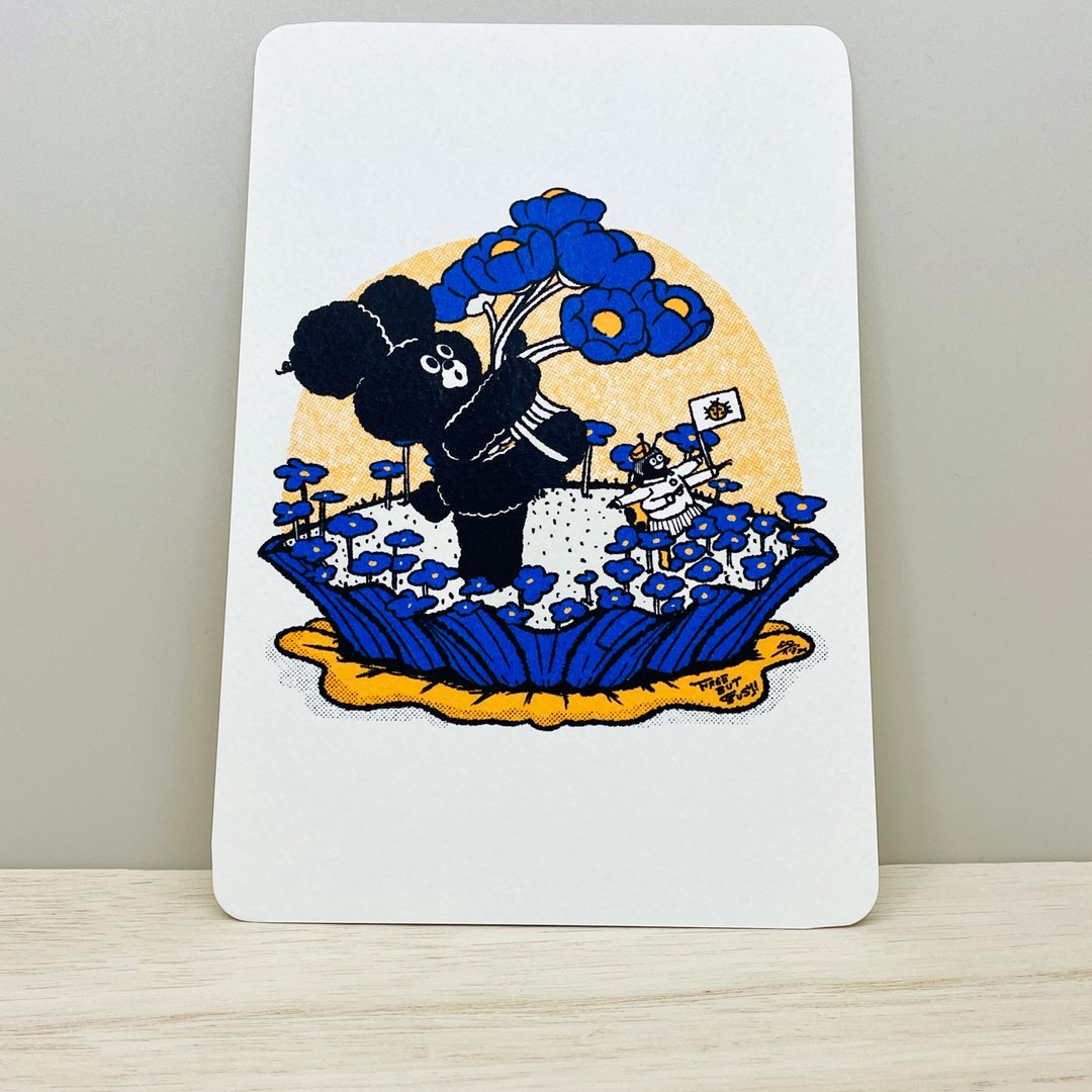 明信片 瓢虫小姐为杯子蛋糕点缀花朵 - 卡片/明信片 - 纸 