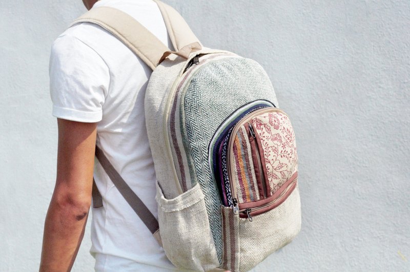 情人节礼物 快速到货 限量一件 手工棉麻拼接设计后背包 / 肩背包 / 民族登山包 / 拼布包 - 绿色森林 民族风旅行后背包 - 后背包/双肩包 - 棉．麻 多色