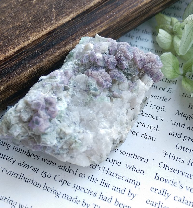 Fluorite 内蒙产地  紫绿色双色萤石 方解石共生 天然矿石 原矿 - 摆饰 - 其他材质 