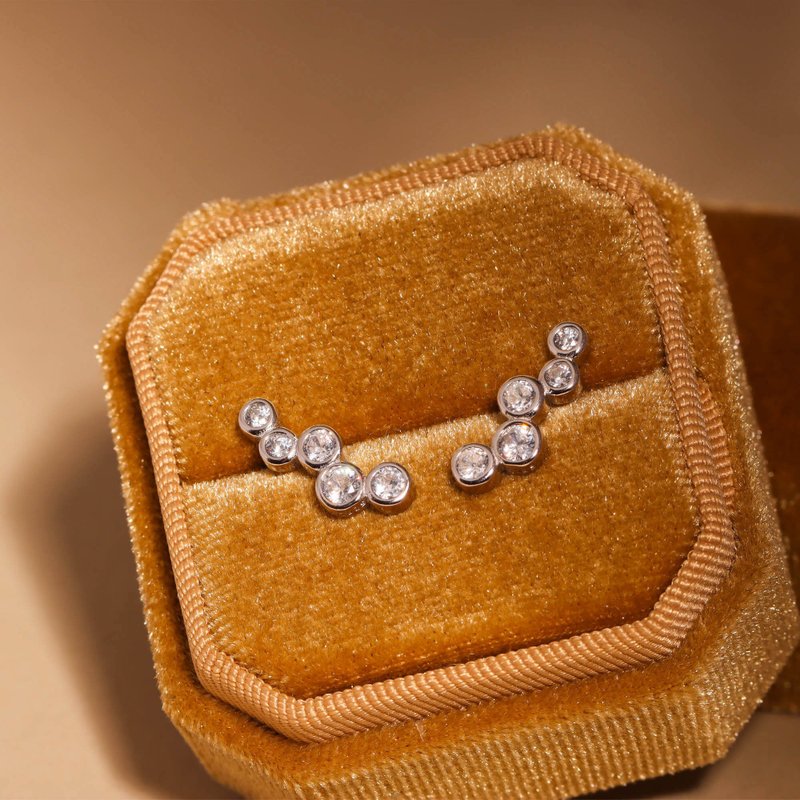 s925銀鑲鋯石耳釘耳飾 閃耀耳釘 易扣耳釘 女生耳骨釘 - 耳环/耳夹 - 银 金色