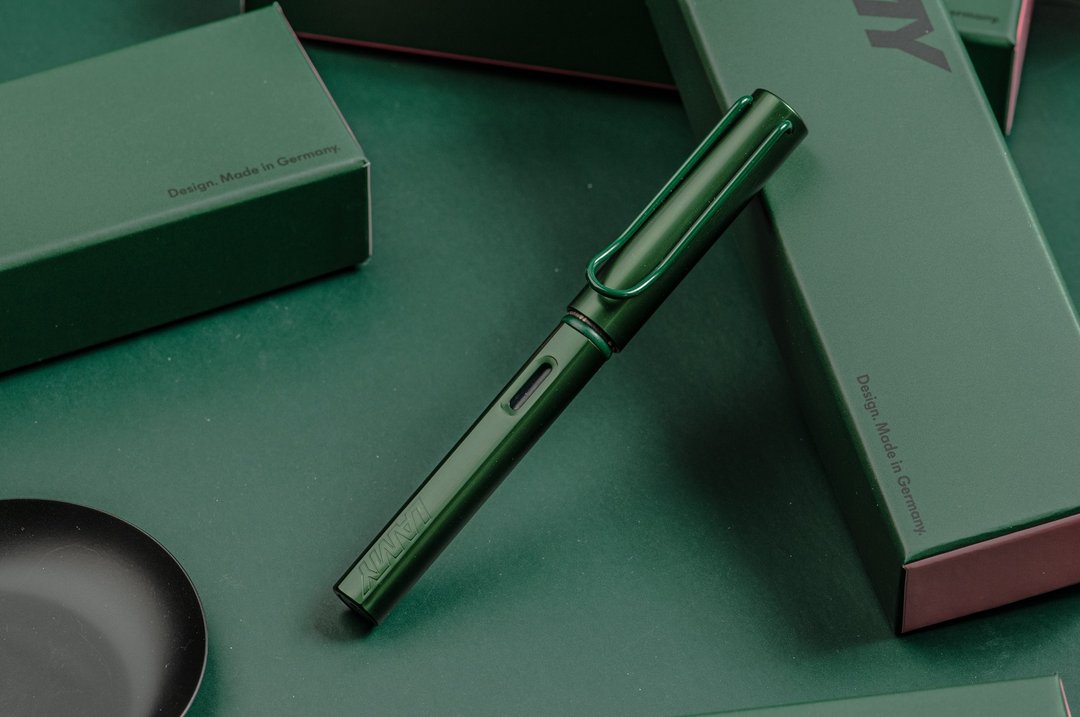 【雷雕刻字】LAMY 钢笔 限量 /AL star 2026  松木绿 - 钢笔 - 铝合金 绿色