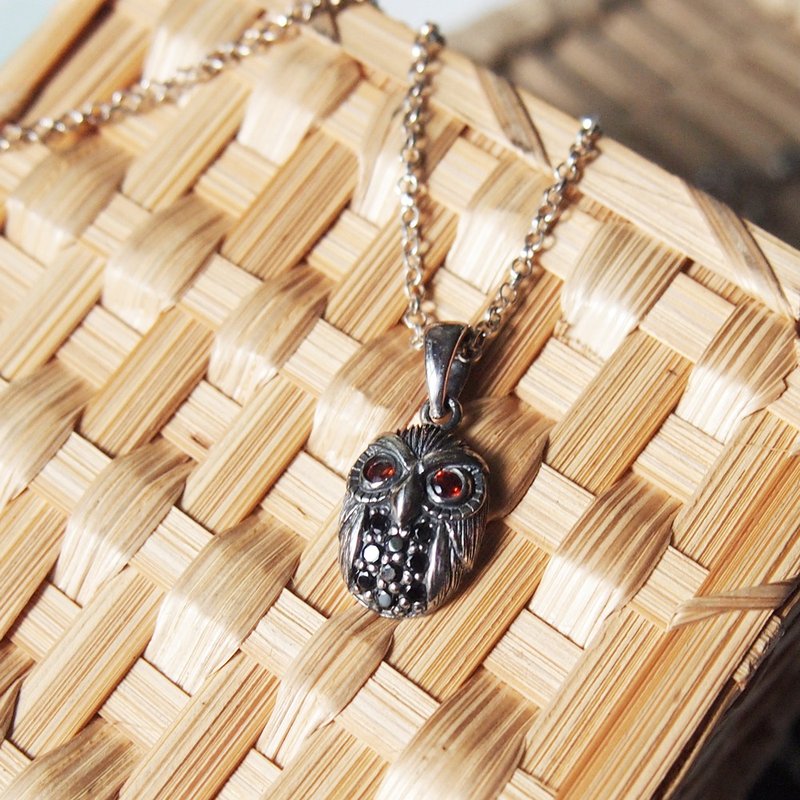 猫头鹰造型 眼镶红钻 纯银项链银饰|银项链推荐 - 项链 - 纯银 银色