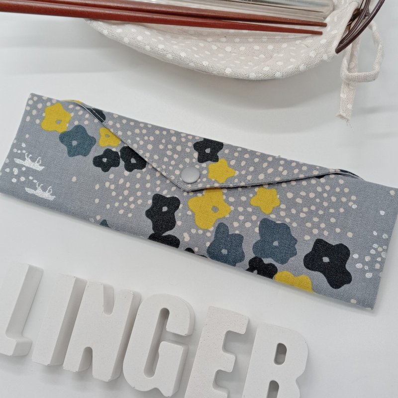 //银色狐狸// 餐具包/刷具包/文具笔袋 - 收纳用品 - 棉．麻 