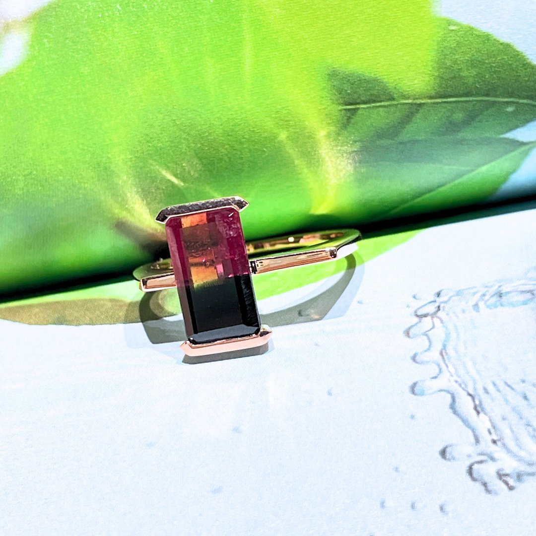The Flat Corner - 天然莓红/黑双色碧玺(2.62ct) 18k玫瑰金戒指 - 戒指 - 贵金属 粉红色