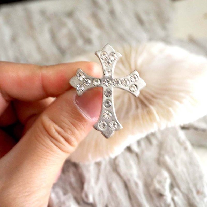 银色基督十字架闪石水晶胸针扣针别针 日本高级二手中古珠宝首饰 - 胸针 - 其他金属 银色