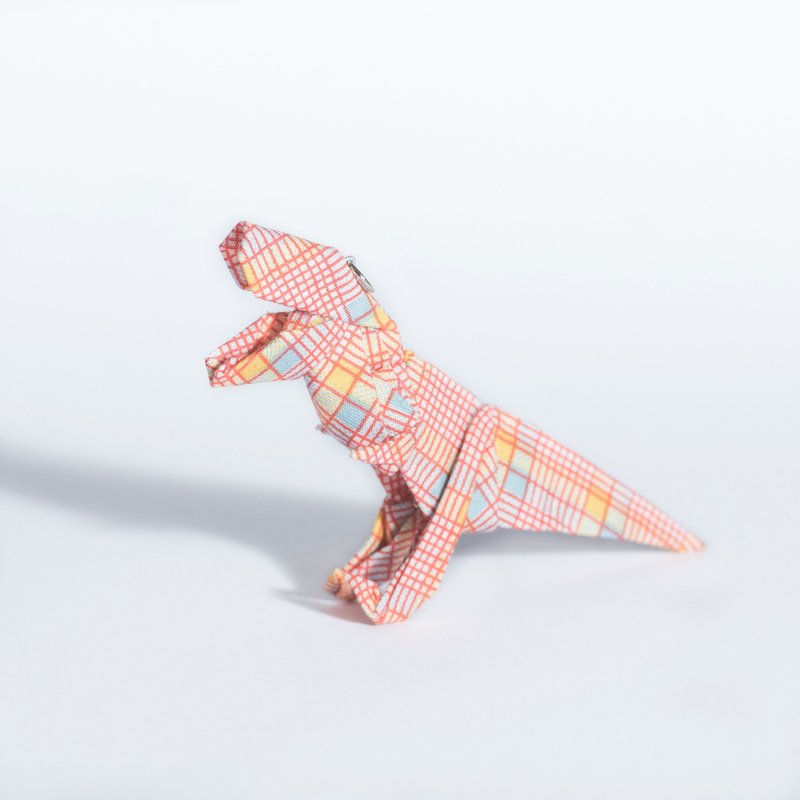 \花花暴龙/ 折纸吊饰组_复古红格 - 项链 - 其他材质 红色