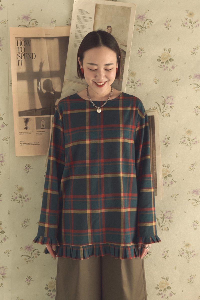 袖口跟衣摆都有花边的内搭上衣   格子款 - 女装上衣 - 棉．麻 绿色