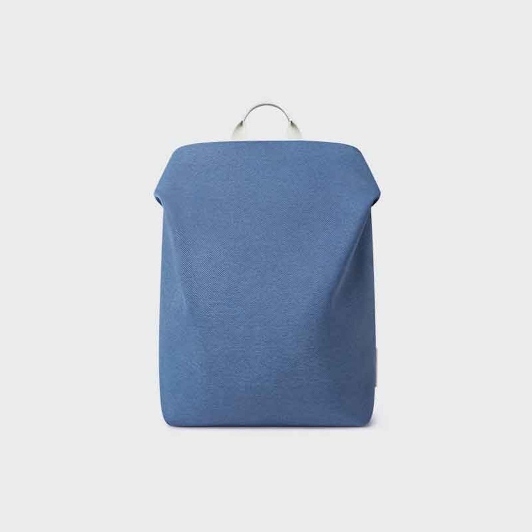 【ITO】后背包 TRUFFLE BACKPACK2双肩通勤防水电脑书包 黛蓝 - 后背包/双肩包 - 其他材质 