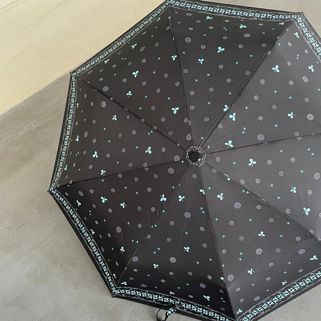 UrbaneUmbrella 红颜三折轻量伞 - 雨伞/雨衣 - 其他人造纤维 
