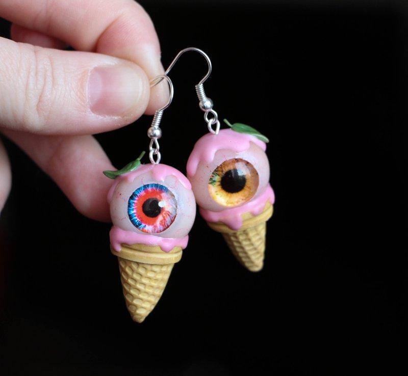 Funky earrings, Goth earrings, Summer Jewelry - 耳环/耳夹 - 粘土 多色