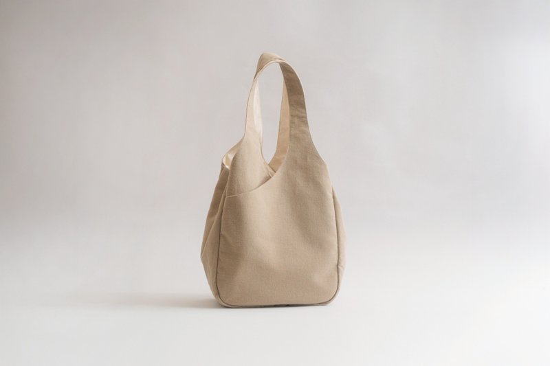 【小花针线房】午后散步肩背包 手拿包 多夹层 旅行 可以放水壶 - 侧背包/斜挎包 - 棉．麻 卡其色