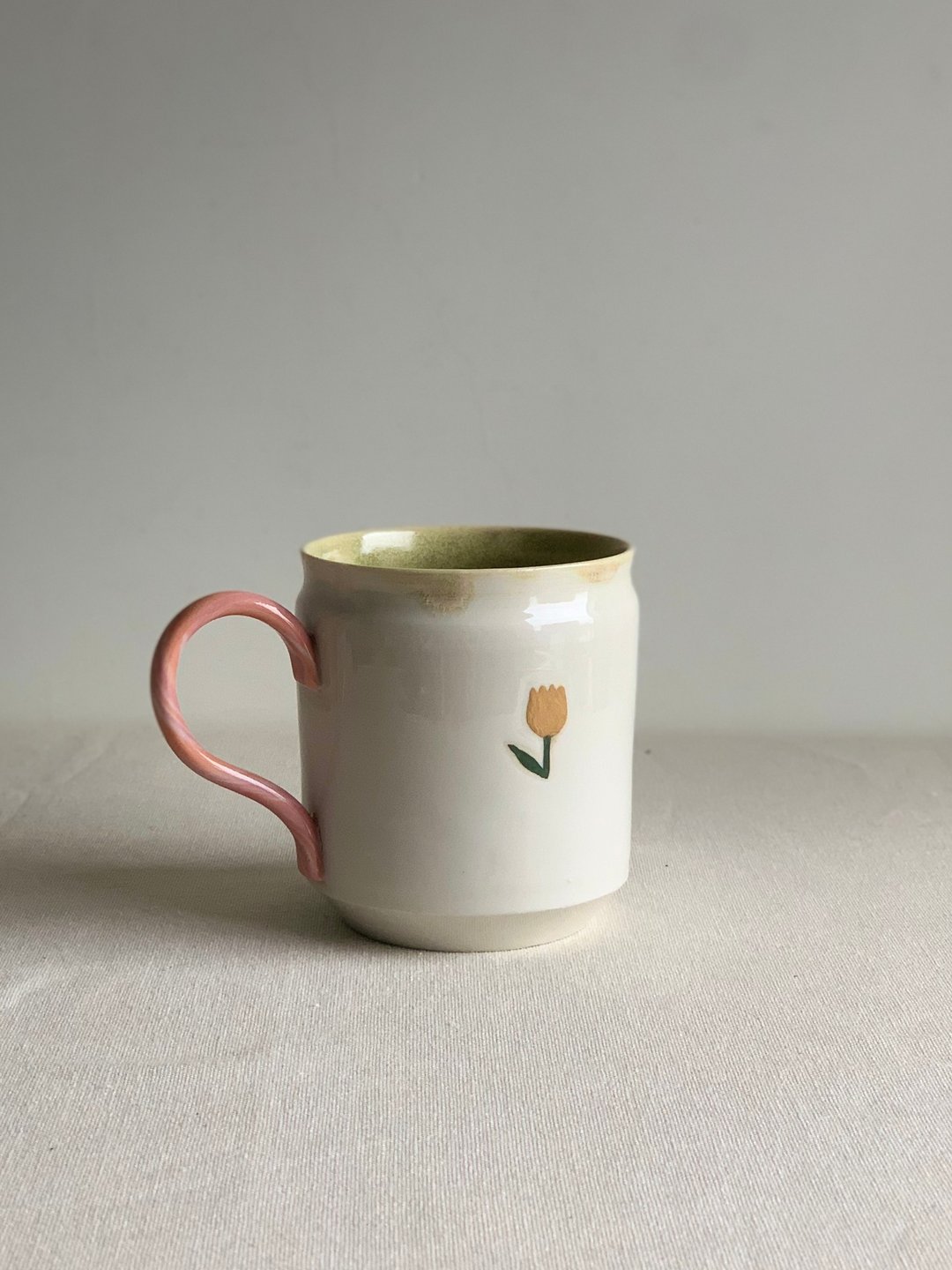 黄郁金-茶杯/咖啡杯/马克杯 - 咖啡杯/马克杯 - 瓷 白色