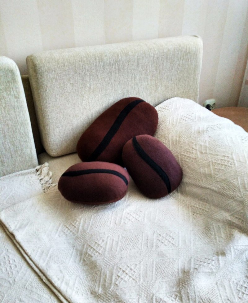 Coffee Bean Pillow - Giant Food Plush, handmade pillow, coffee lovers - 枕头/抱枕 - 聚酯纤维 咖啡色