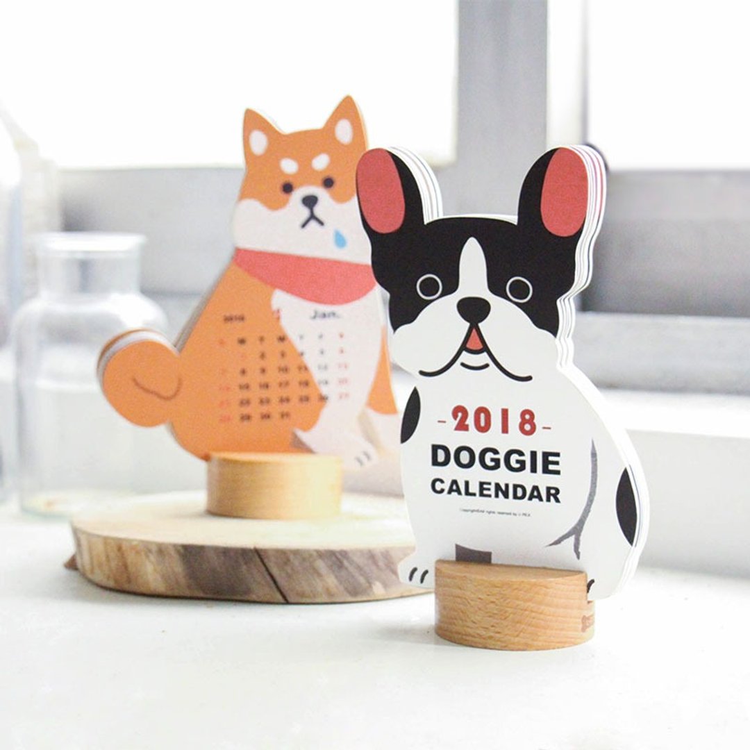 UPICK原品生活 2018年新年木头底座台历柴犬法斗款式台历 - 年历/台历 - 木头 