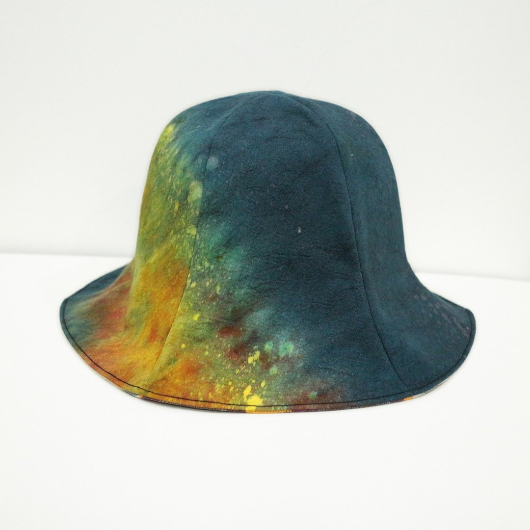 ［ JOJA 纠结创作 x 巨人染 Giants Tie Dye ］：扎染银河 x 日本老布 双面花形帽 / 订制 - 帽子 - 棉 多色