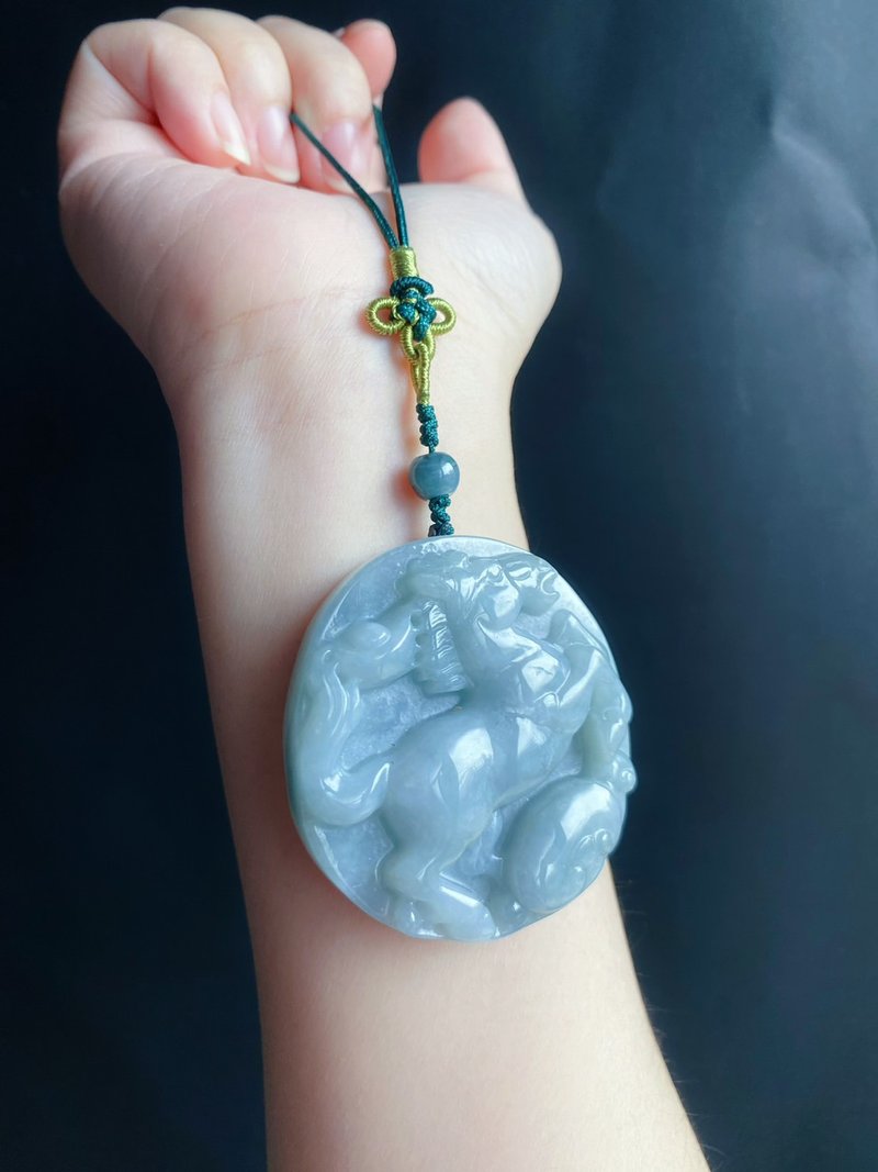 天然缅甸玉翡翠 马 马到成功 挂绳 包挂 礼物 助官运 兴事 - 挂绳/吊绳 - 玉石 绿色