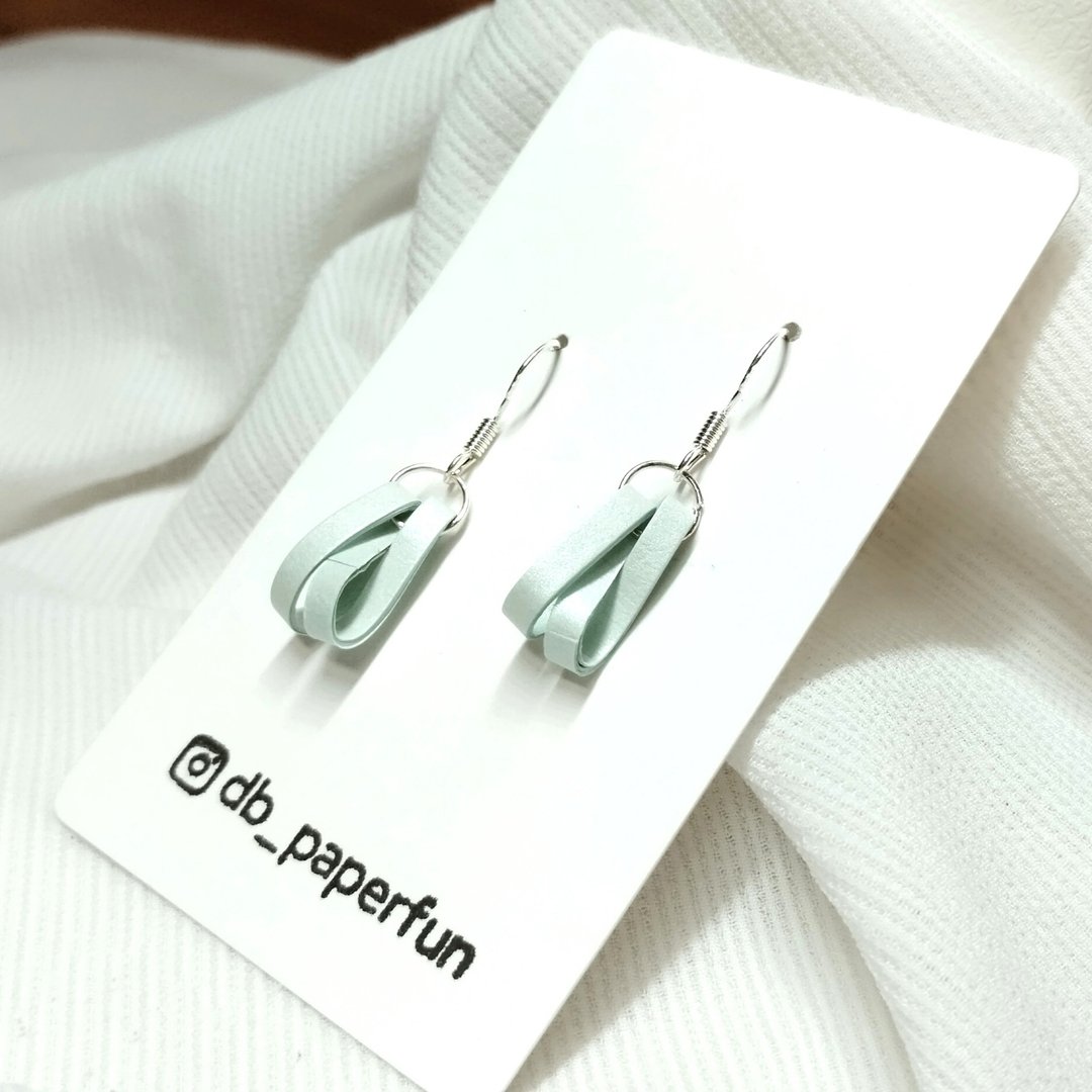 衍纸 卷纸 纸工艺 纸珠宝 手作饰品--缠绕/雾蓝色 paper earring - 耳环/耳夹 - 纸 蓝色