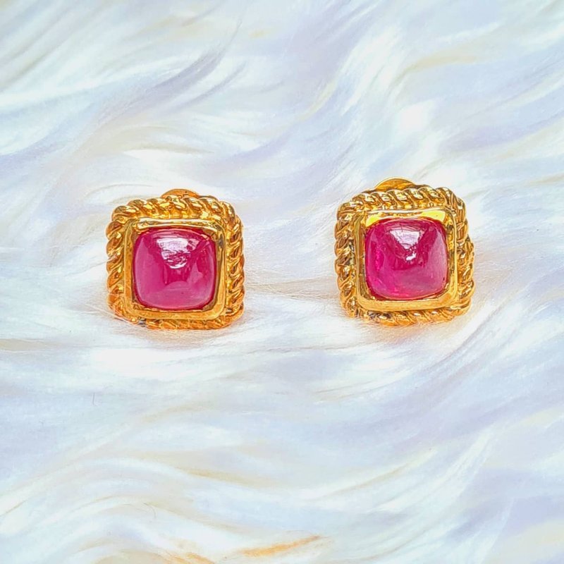 【換季特賣】红宝石银925镀黄金泰式耳钉 - 耳环/耳夹 - 宝石 红色