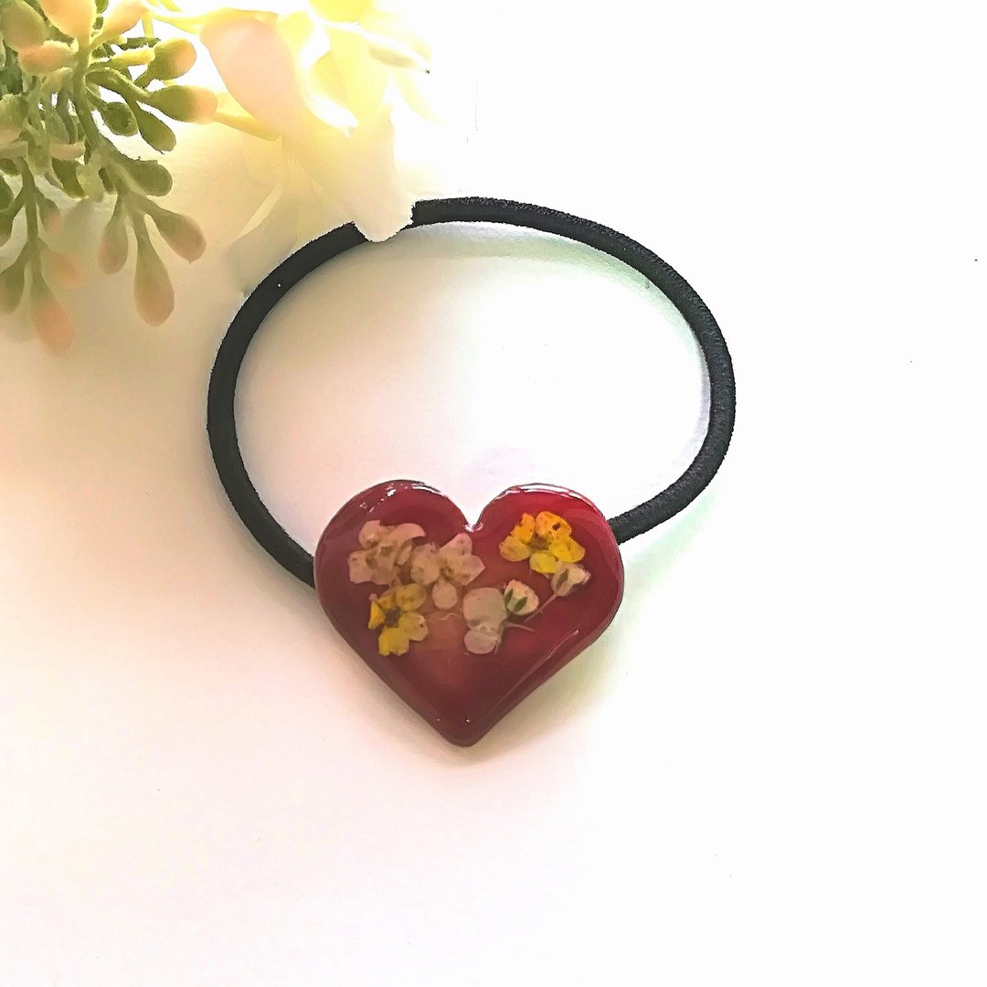 Heart flower hair rubber - 发饰 - 其他金属 红色