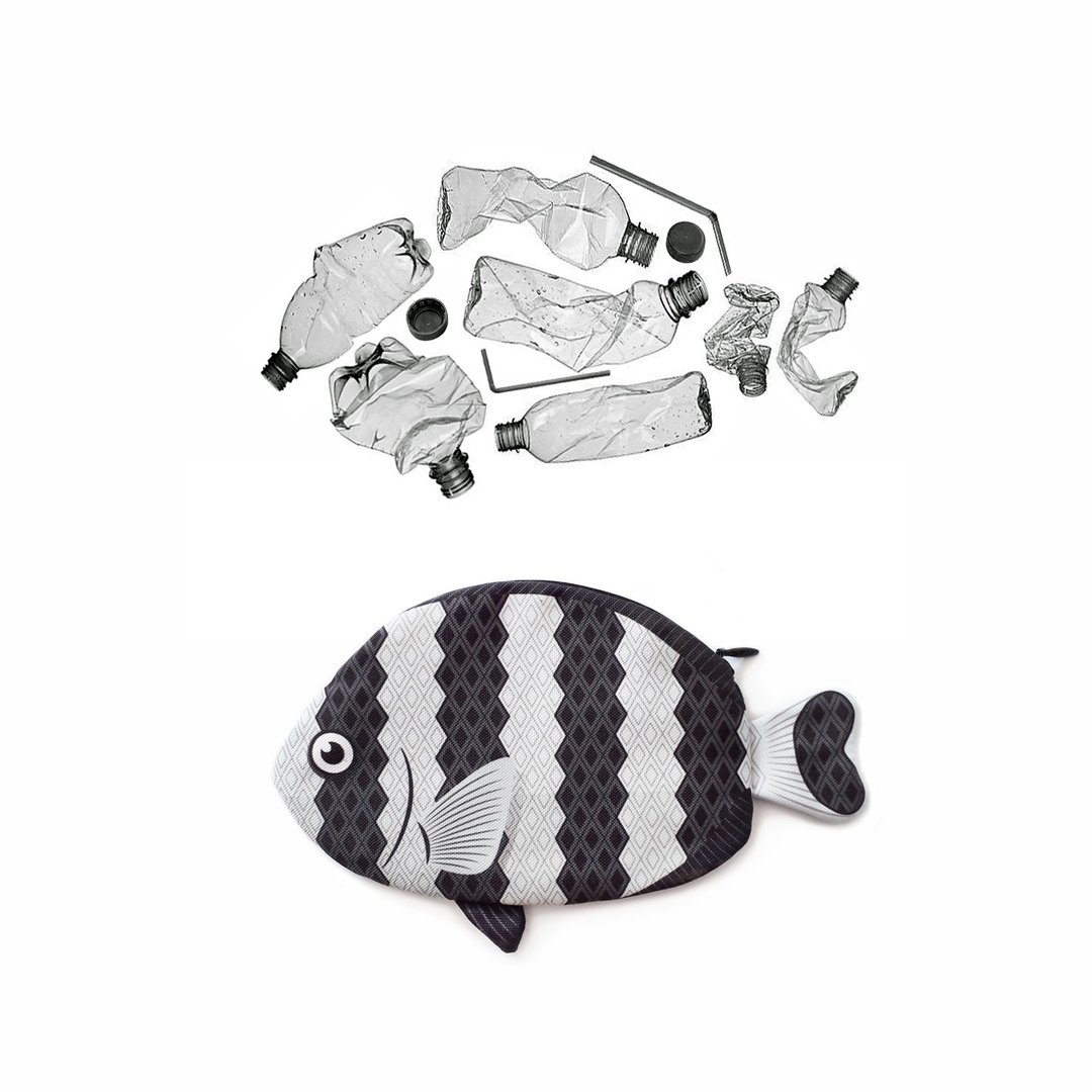 Humbug Dascyllus fish pouch (PET bottles waste recycled fabric) - 手提包/手提袋 - 环保材料 黑色