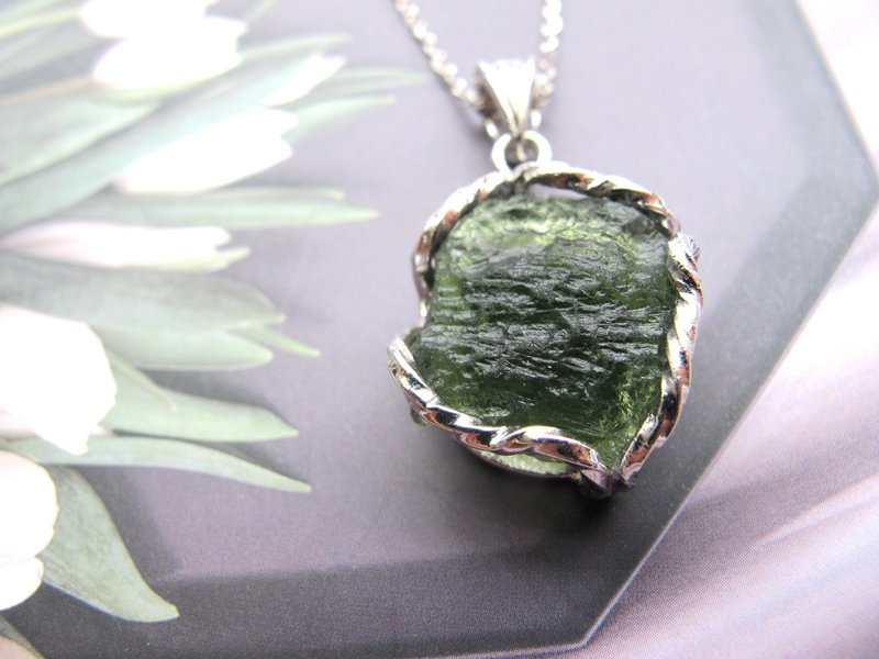 【圆饼陨石】捷克陨石 x 925银链 - 天然陨石项链系列 - 项链 - 水晶 绿色