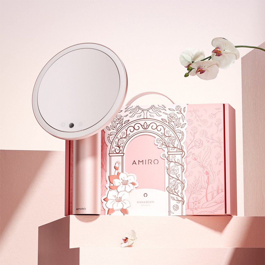 (加赠放大镜) AMIRO Oath 自动感光 LED 化妆镜 - 绮梦花园礼盒 - 薄雾粉 - 彩妆刷具/镜子/梳子 - 铝合金 粉红色