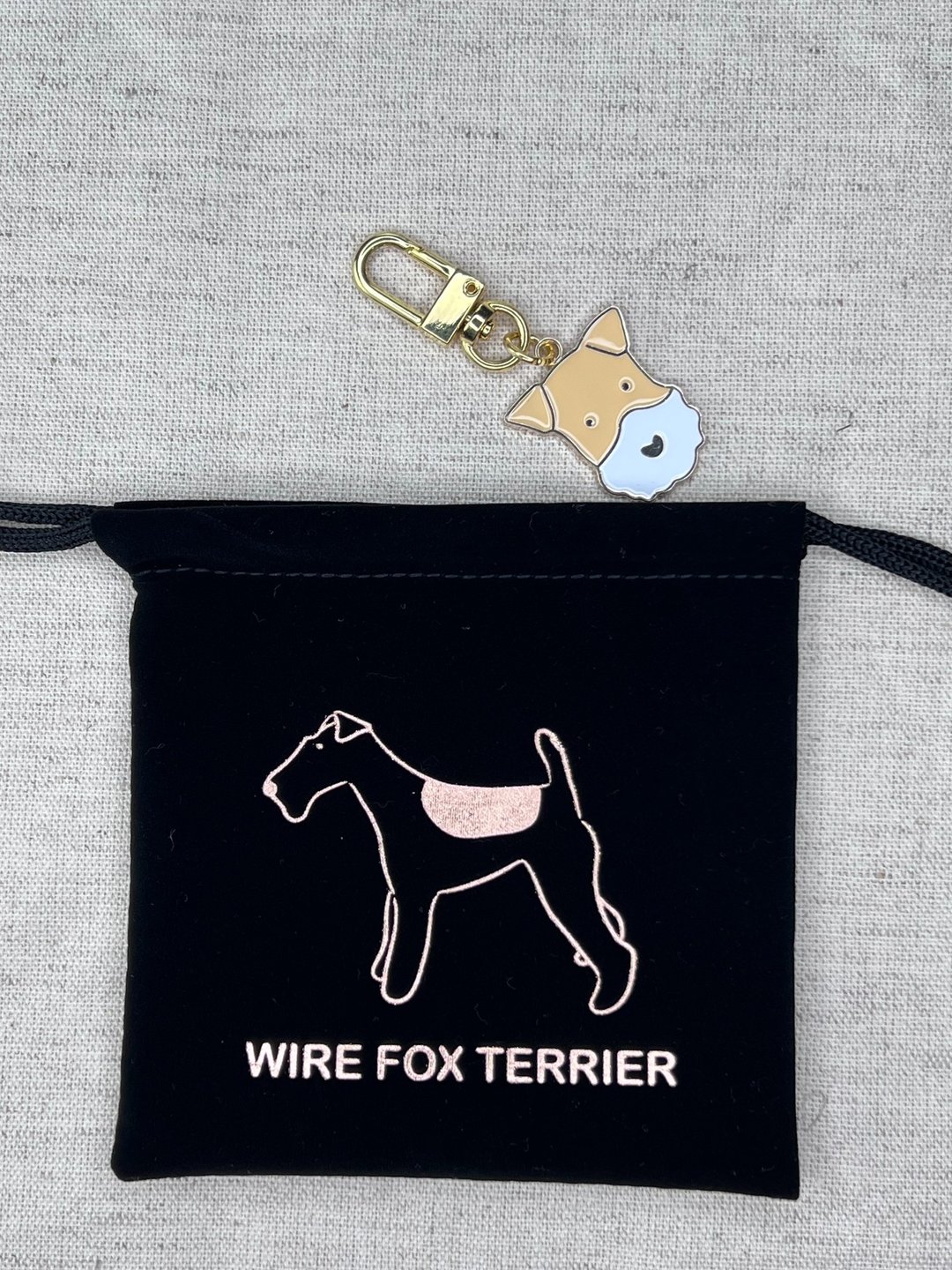 Wirefoxterrier刚毛猎狐梗狗牌 加烫金绒布袋 - 项圈/牵绳 - 其他材质 黑色