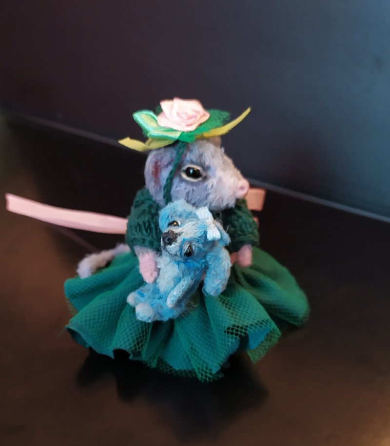 迷你针织收藏毛绒鼠雕像在vintag - 玩偶/公仔 - 羊毛 灰色