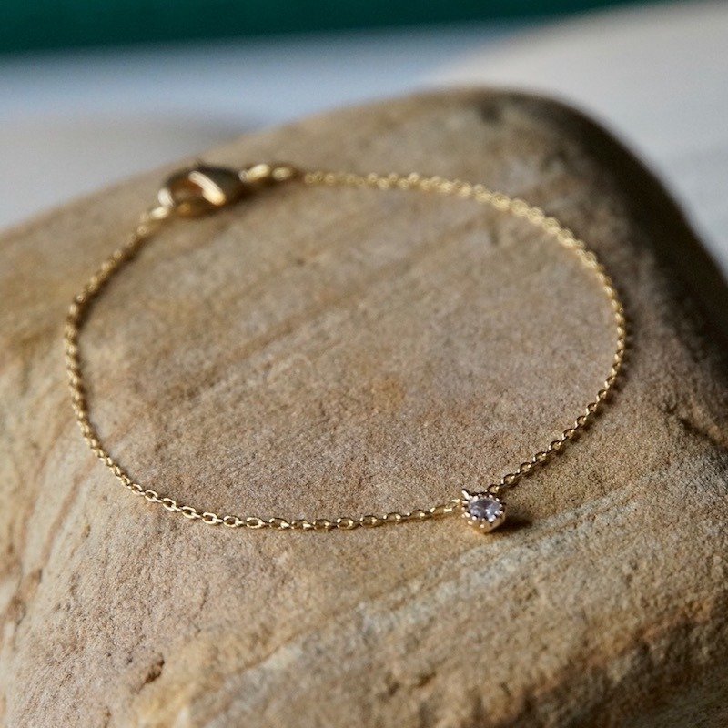 ITS-B101【14KGF・早安晨曦】迷你小钻/14KGF手链1条。极细致。 - 手链/手环 - 其他金属 金色