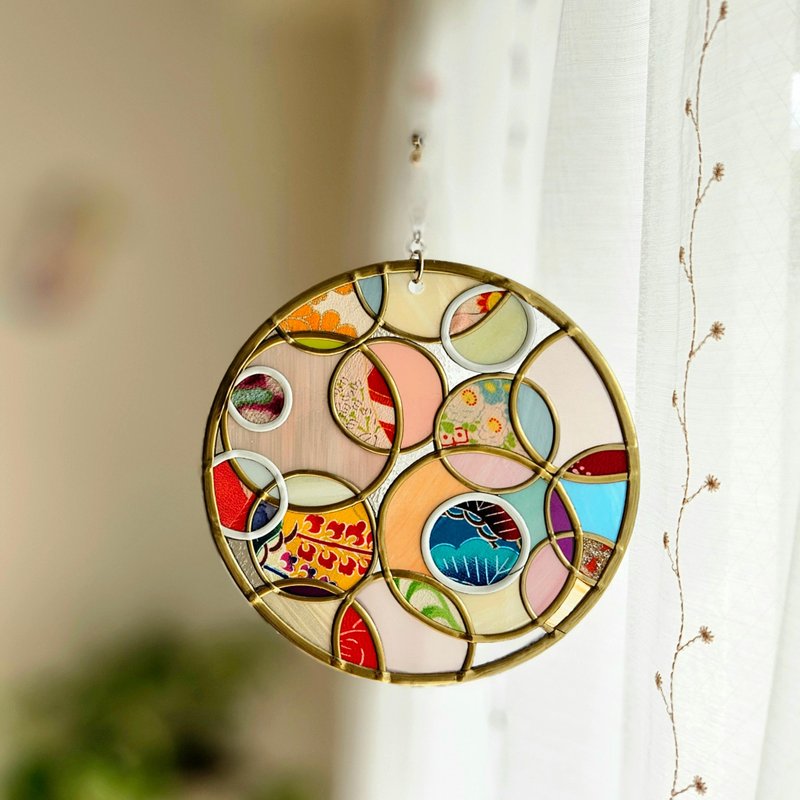 新品 One Earth Harmony ─ 一个地球，一颗心 圆形装饰摆件 - 墙贴/壁贴 - 琉璃 金色