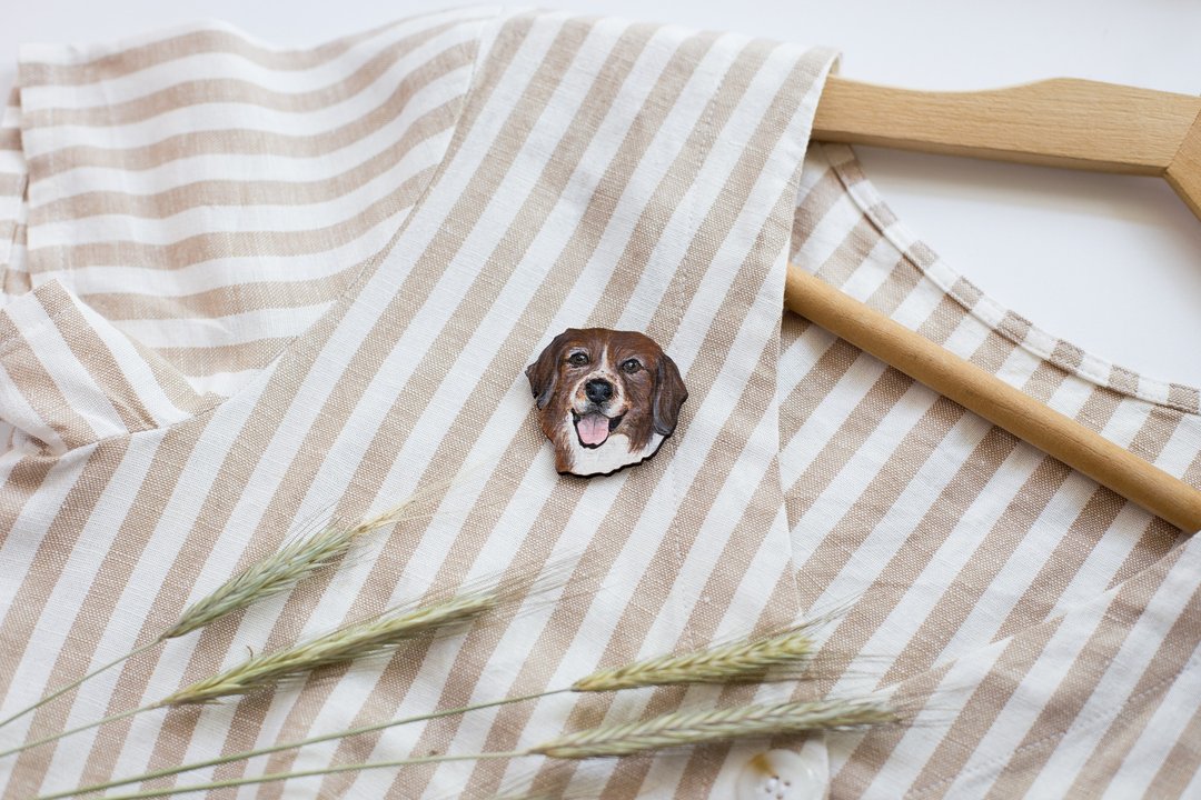 【Custom】 Wooden Hand Painted Pet Pin - 胸针 - 木头 