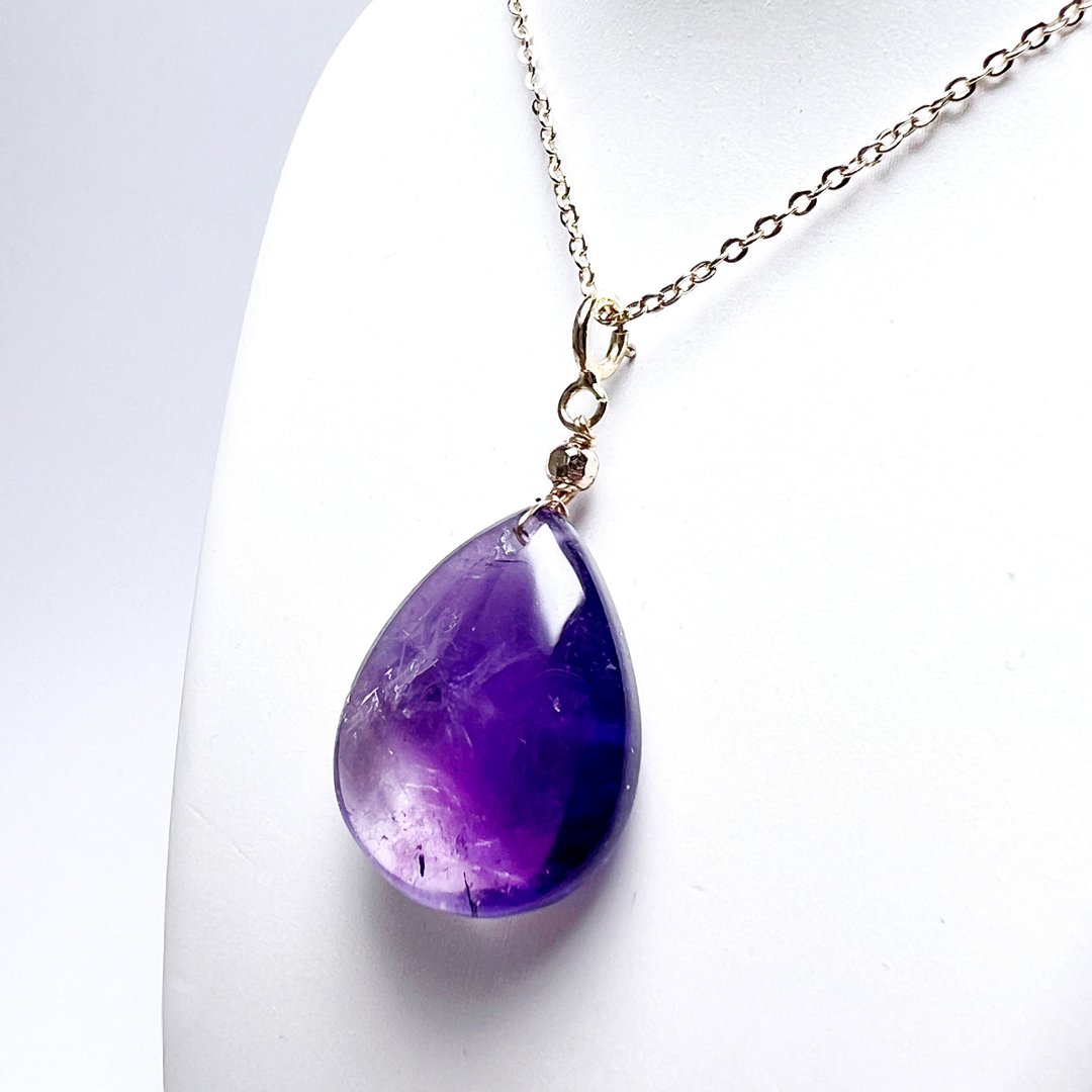 星辰。项链 贵人 疗愈 紫晶  l 紫水晶 有色带冰片 水滴 l - 项链 - 水晶 紫色