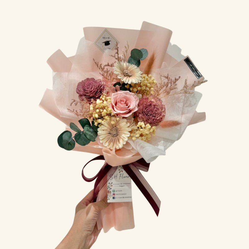 毕业花束 温柔玫瑰粉永生花束 - 干燥花/捧花 - 植物．花 