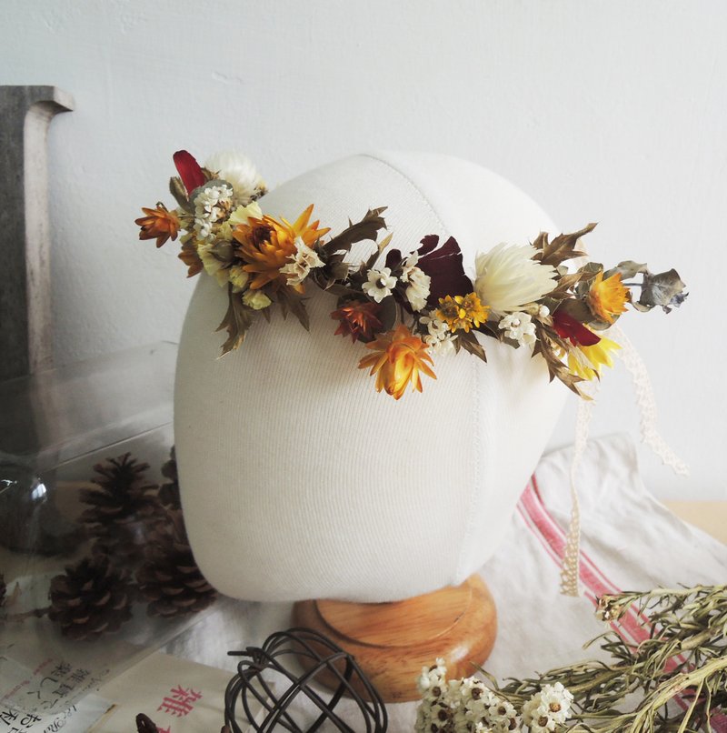 微甜·圈 手作 阳光女孩 金黄麦杆菊 法国小白玫 南非旱雪莲 星辰 小球菊 干燥花 花冠儿 花环 婚摄 道具 孕妇写真 台南东区自取 - 发饰 - 植物．花 黄色