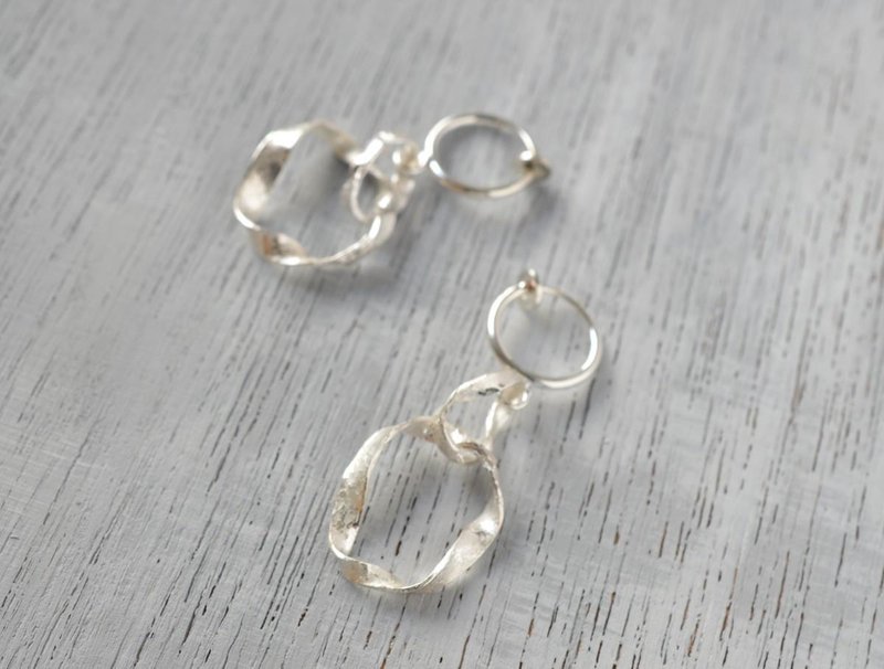 ”to be continued"silver non hole earrings - 耳环/耳夹 - 其他金属 银色