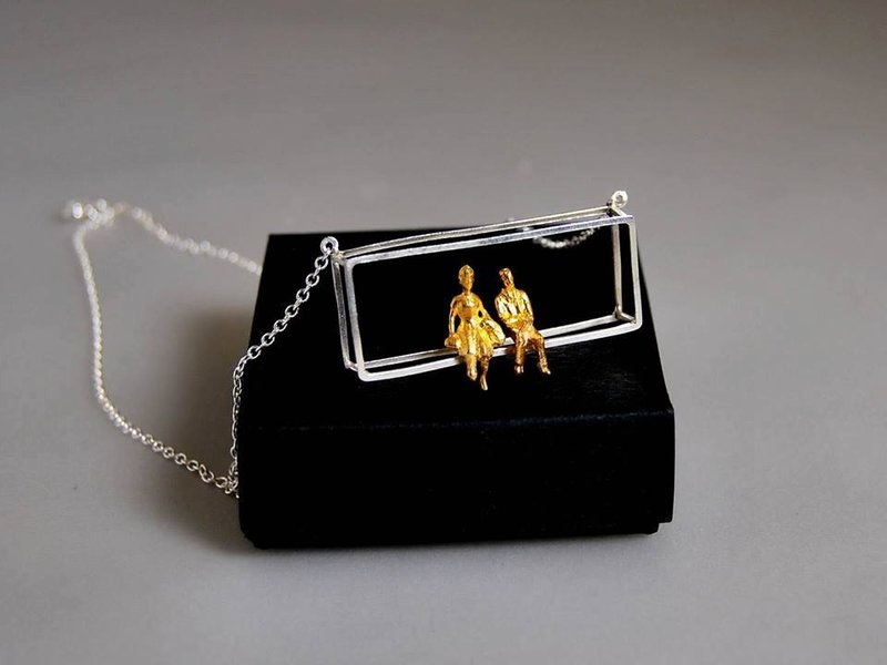 纯银镀金 立体秋千几何微雕童话项链 梦中的我们 对着月亮许愿 女神Godness 创意设计生日情人节结婚礼物 N212 | 希腊原创手工饰品 This and That - 项链 - 其他金属 白色