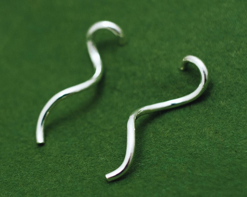 Long elegant earrings - Simple earrings - Non-allergenic - Sleek earrings - 耳环/耳夹 - 银 银色