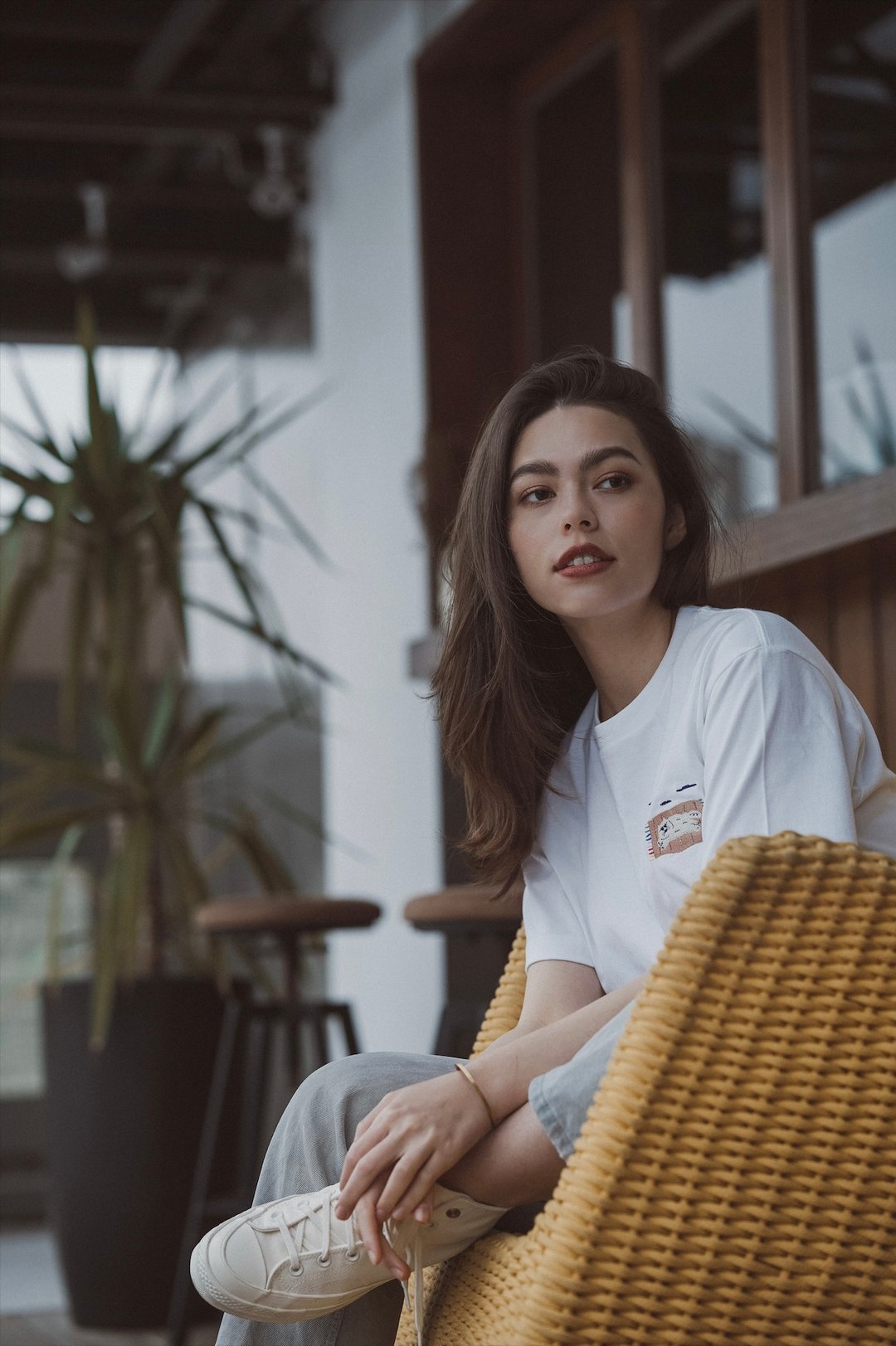 Stay cozy /  上衣  刺绣 T-SHIRT  (中性版) - 女装 T 恤 - 棉 白色
