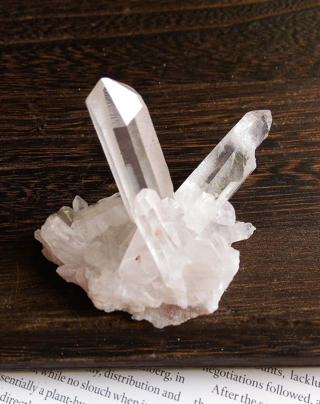 Crystal 四川产地 不规则晶簇 白水晶晶簇 天然矿石 原矿 - 摆饰 - 其他材质 