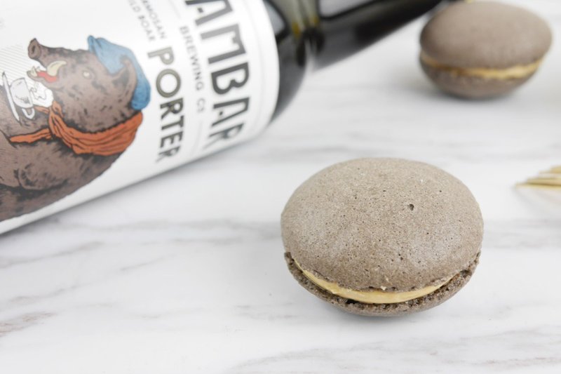 盐味太妃焦糖马卡龙 - 蛋糕/甜点 - 新鲜食材 咖啡色