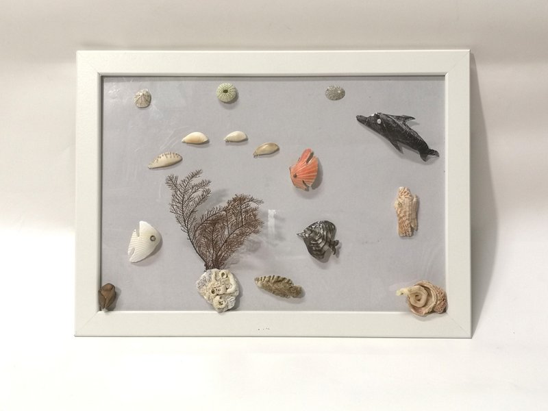 -海中- 贝壳墙面艺术品 手作礼品 装饰画框 壁挂 立体画框 装饰画 - 墙贴/壁贴 - 其他材质 白色