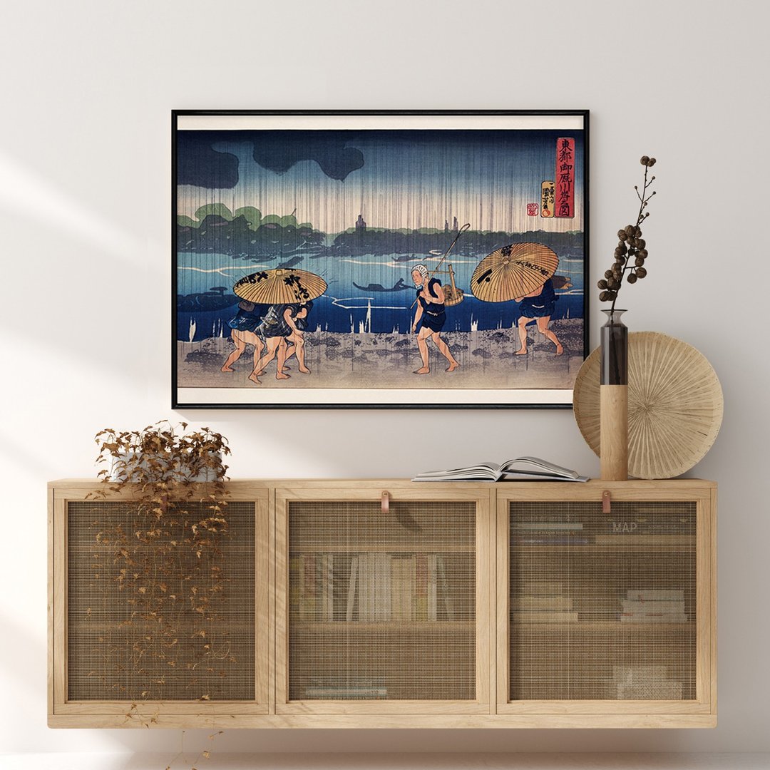 暴雨下沿着海边撑伞行走的人们 日本文化/居酒屋/日式挂画/浮世绘 - 海报/装饰画/版画 - 其他材质 多色