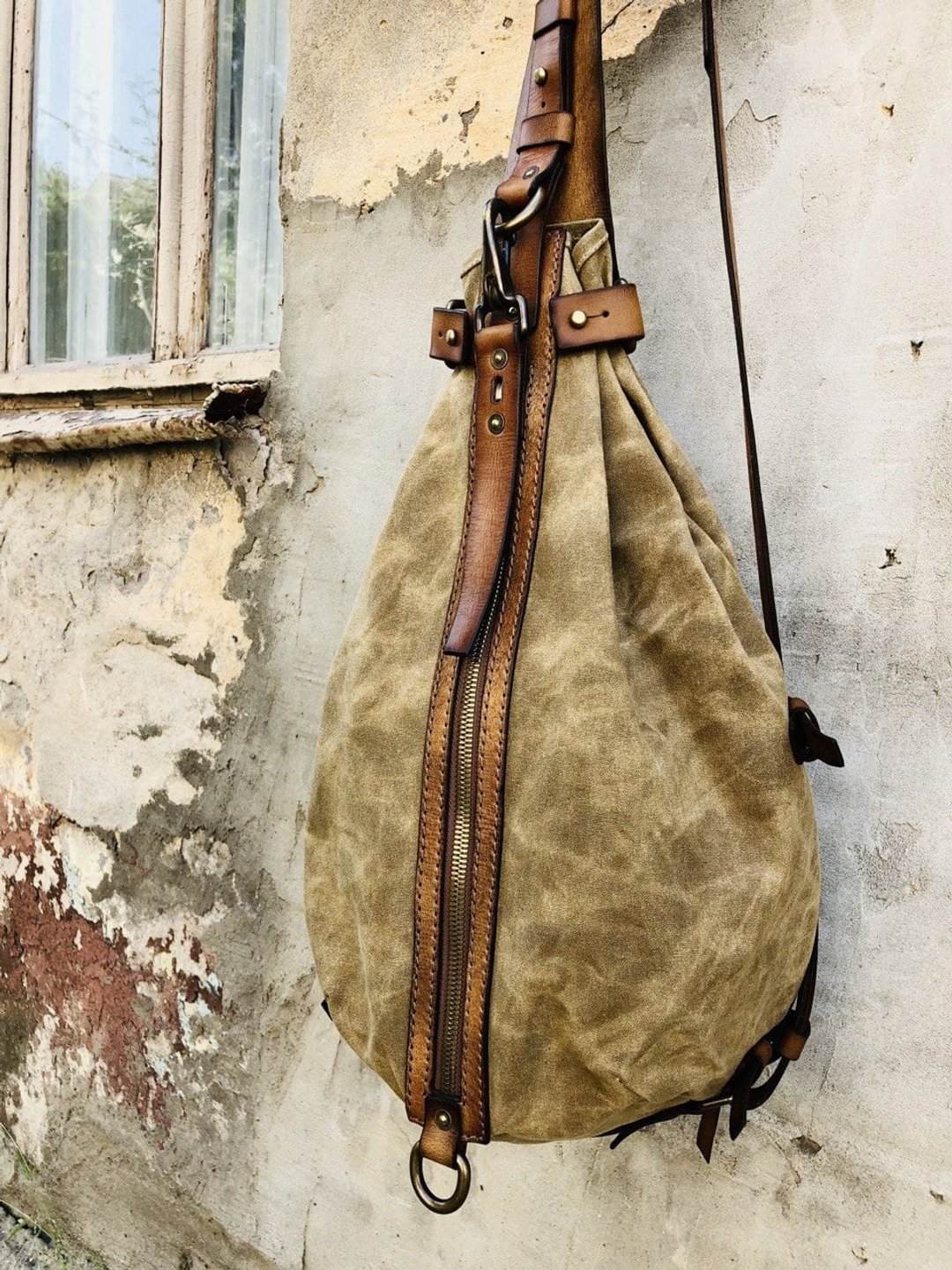 Sling Backpack Leather Canvas Backpack Sling Bag Women Bag Men Bag Crossbody Bag - 侧背包/斜挎包 - 真皮 咖啡色