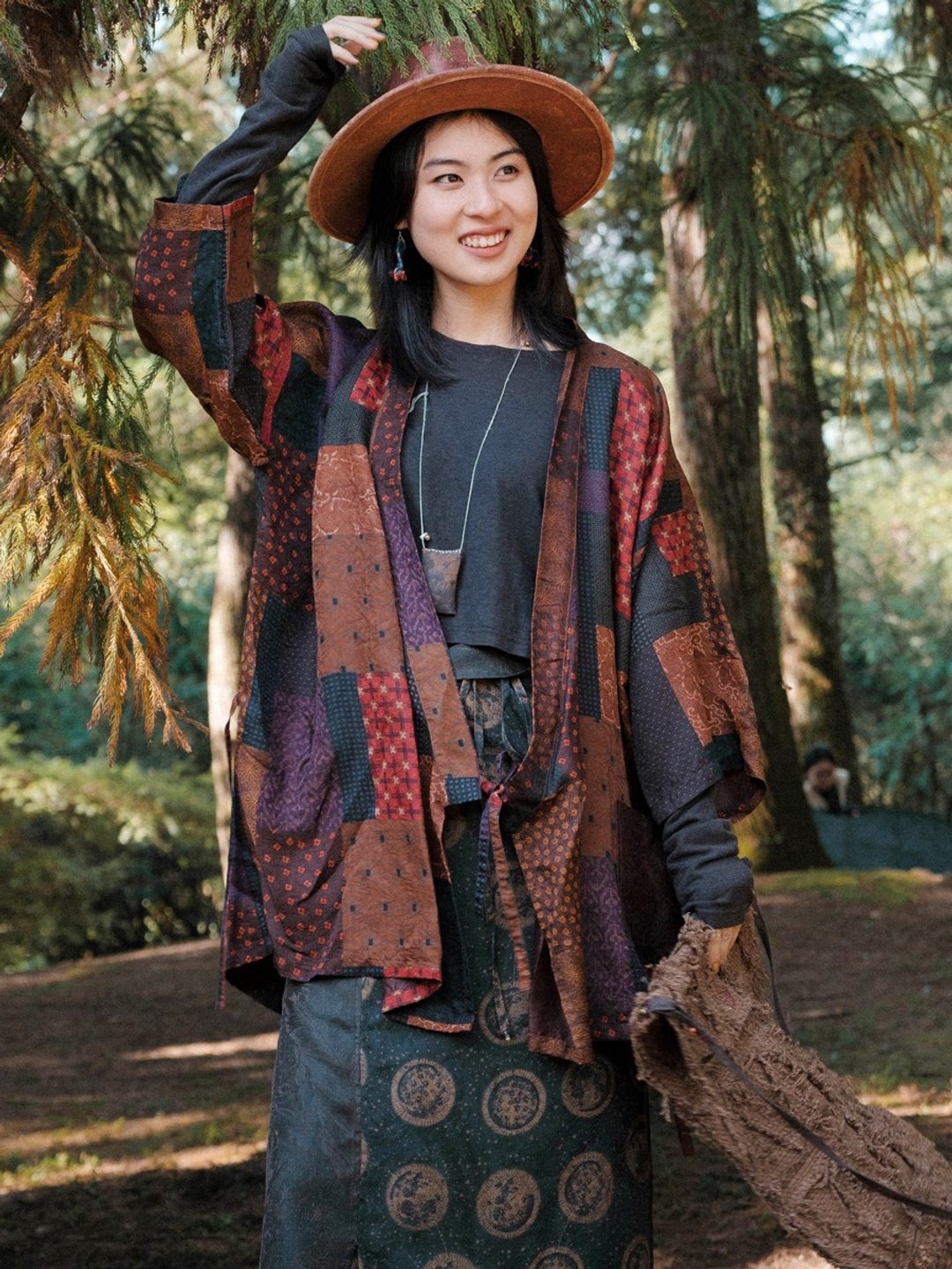 百衲青梅 日式印花香雲紗七分袖系帶道袍 - 女装休闲/机能外套 - 丝．绢 红色