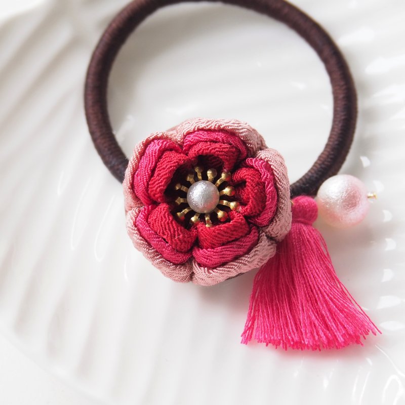 【渐红】三重丸花流苏棉珍珠定制发圈橡筋 つまみ细工 - 发饰 - 聚酯纤维 红色