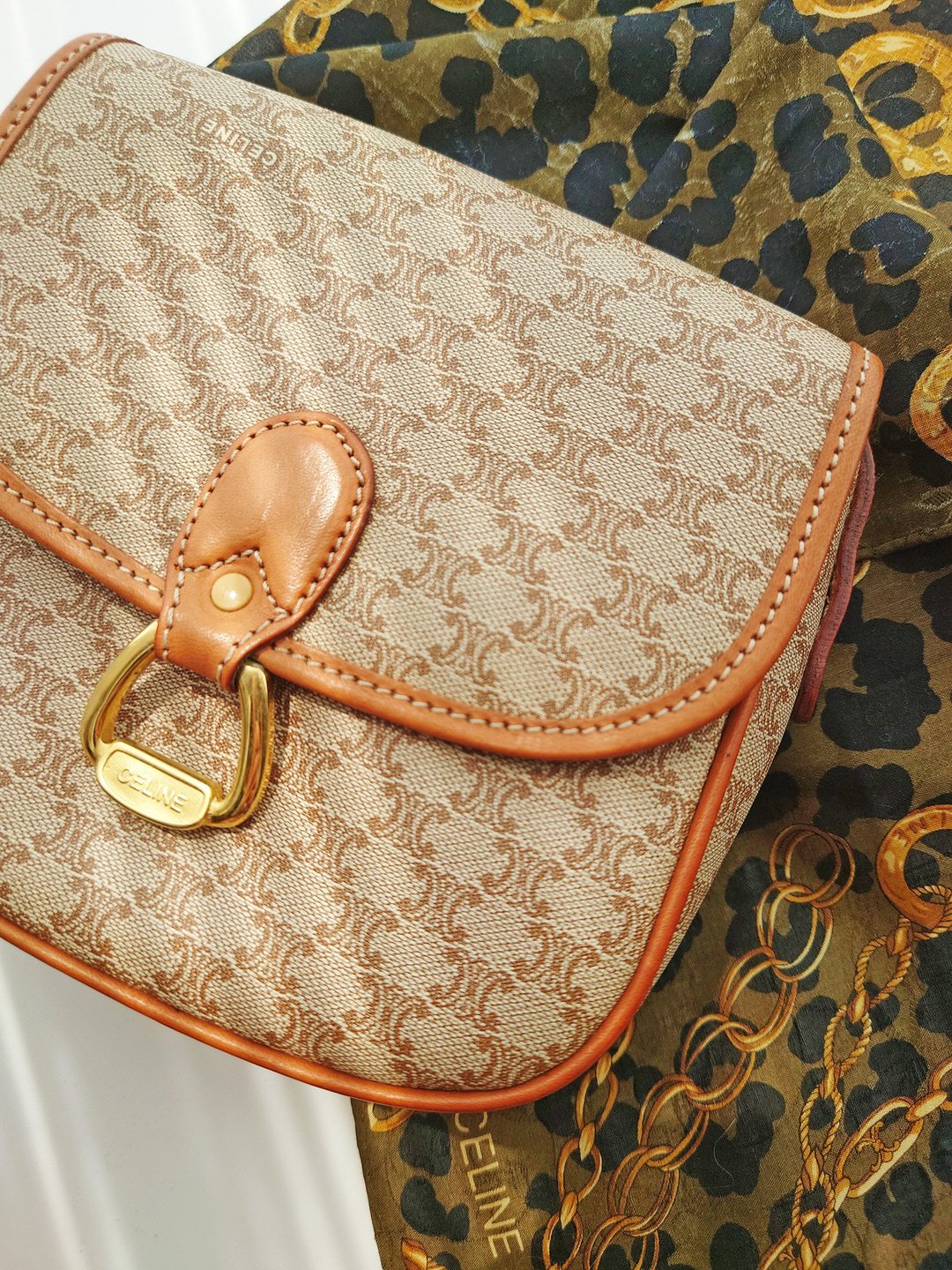 中古包 CELINE 米花带尘袋豆腐包小方包斜背包斜挎包相机包单肩包 - 侧背包/斜挎包 - 防水材质 咖啡色
